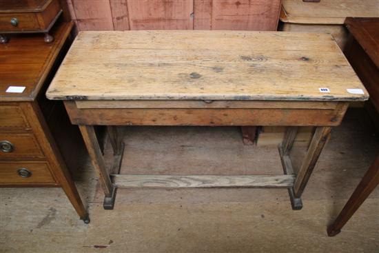 Childs pine double desk